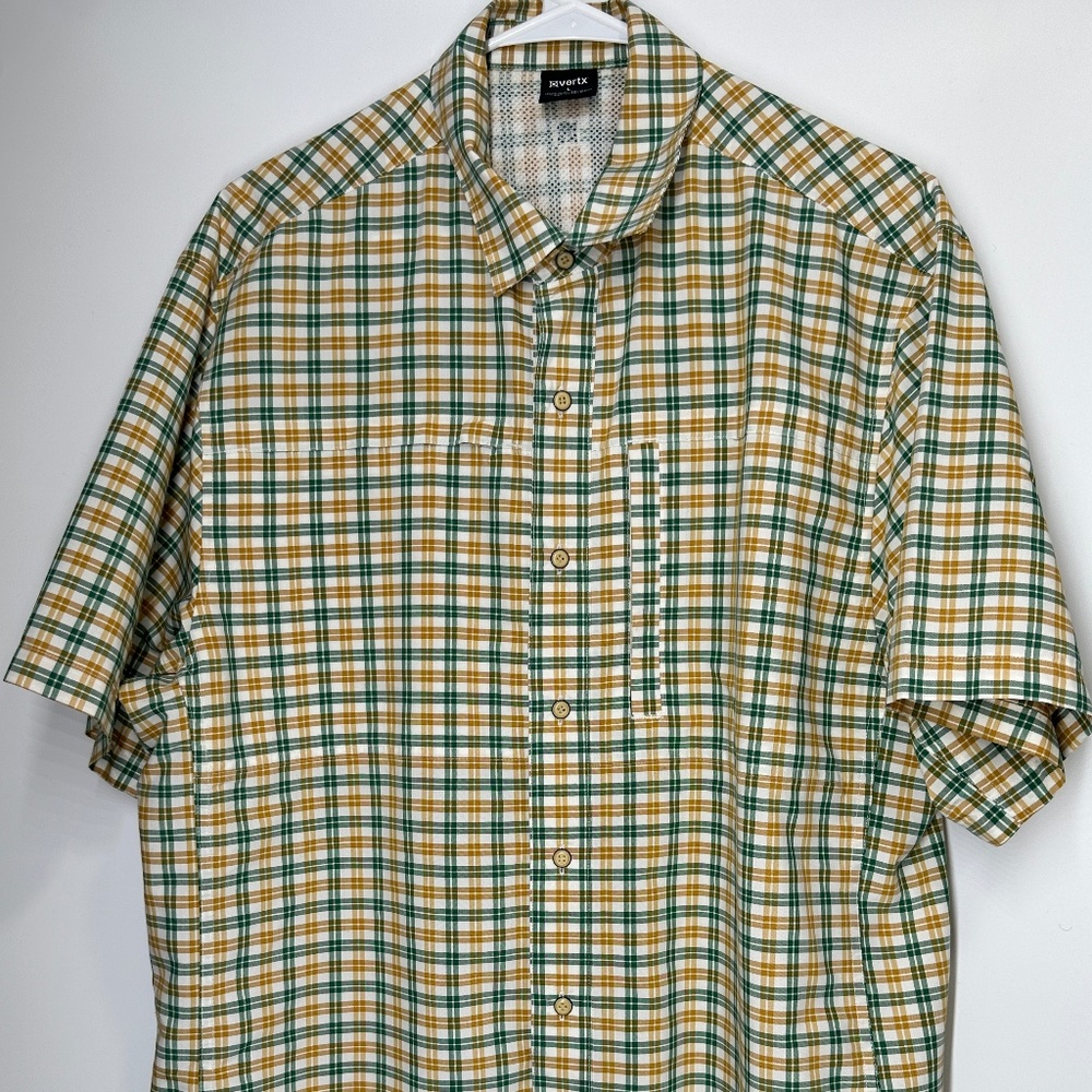 Vertx Short Sleeve Plaid Button Up Shirt - Large